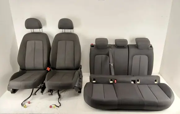 Audi Q2 - Seat set 