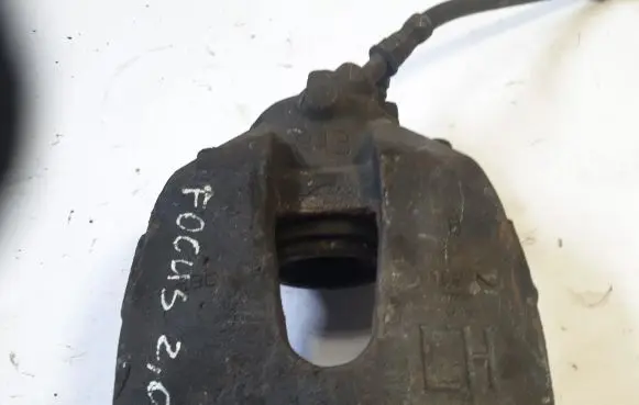 Ford Focus Front brake caliper 813