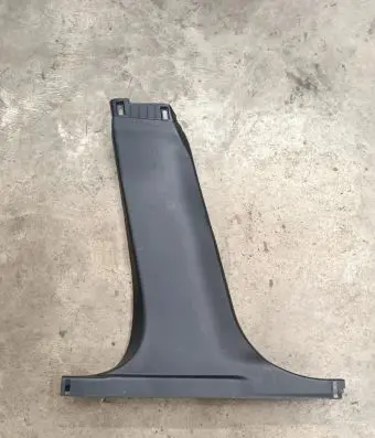 Jaguar XE (B) pillar trim (bottom) GX7331057A