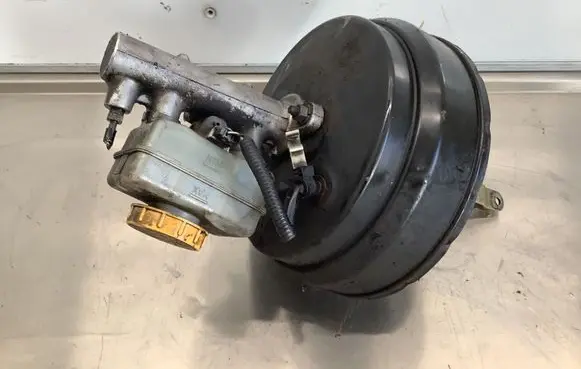 Subaru Forester SG Brake booster 