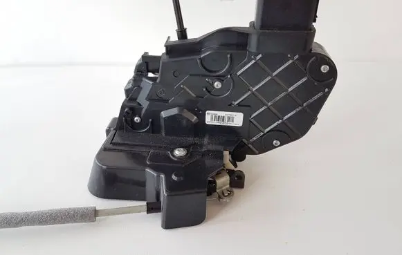 Volvo XC60 Rear door lock 30799318 A048069 6379WCTRRB