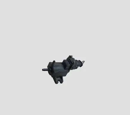 Volvo S60 Fuel pressure regulator 31219977 10T167