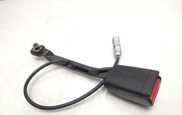 Mazda 6 Front seatbelt buckle 130919db