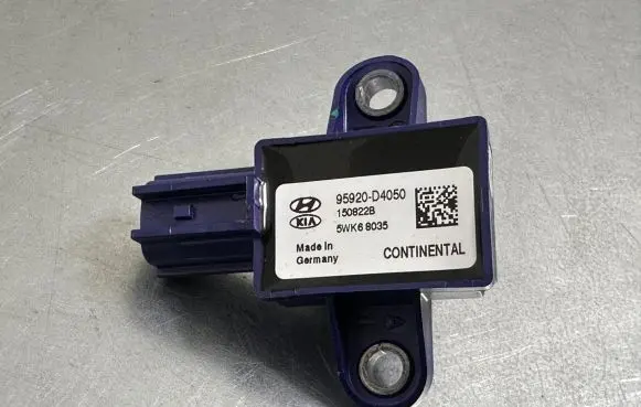 KIA Optima Airbag deployment crash/impact sensor 95920D4050