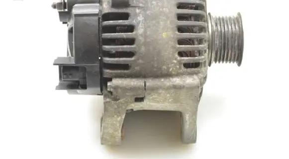 Renault Scenic II - Grand scenic II Generator/alternator 8200667610A