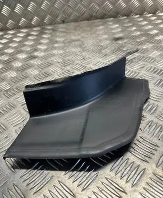 Land Rover Range Rover Velar Rear/tail light trim molding J8a228660a