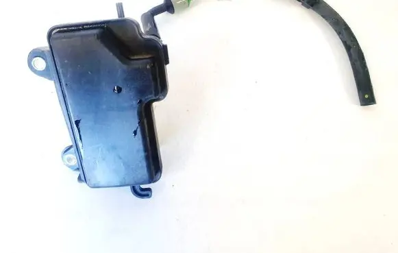 Mazda CX-7 Vacuum air tank r2ax20339 k3006