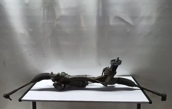 Volkswagen Tiguan Steering rack 5QF909144B