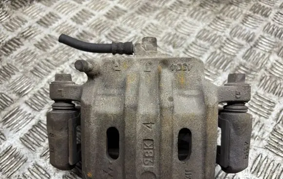 Citroen C-Crosser Front brake caliper