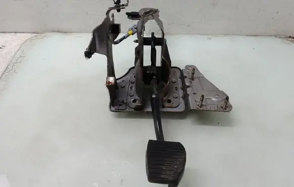 Peugeot 308 Brake pedal 50262217