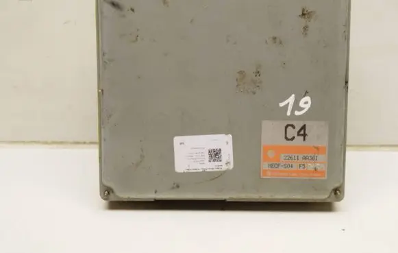 Subaru Legacy Engine control unit/module 22611AA361 MECFS04