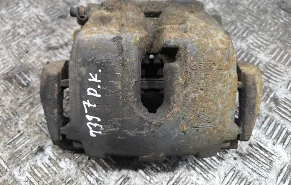 Mercedes-Benz ML W164 Front brake caliper 