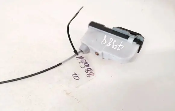 Mazda 5 Seat back rest lock catch 