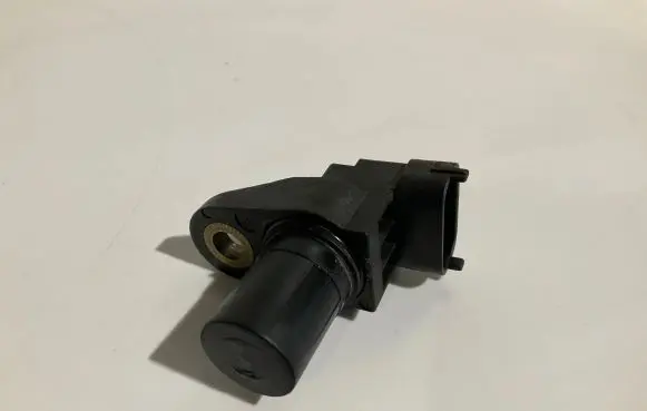 Mercedes-Benz E W211 Camshaft position sensor A0051531328 073T08 0552