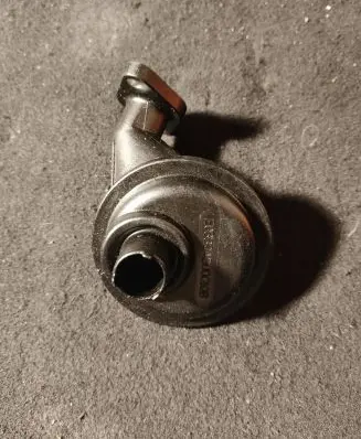 Audi A6 S6 C7 4G Oil pump E0332ADu0010B