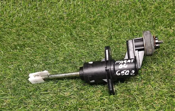 Audi A6 S6 C5 4B Clutch master cylinder 8E2721401T