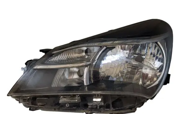 Toyota Yaris Headlight/headlamp 811700DA10