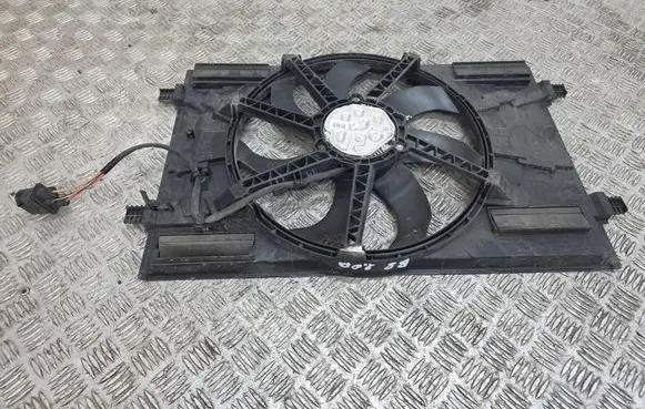 Volkswagen PASSAT B8 Electric radiator cooling fan 5Q0121205S
