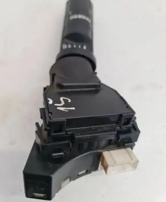 Nissan Navara D23 Wiper control stalk 25260 EA001 50423