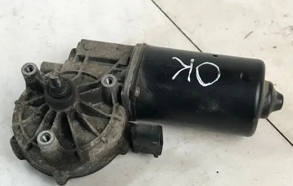 BMW 5 E39 Wiper motor 8360603 404202 3011A