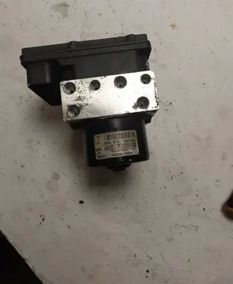 Volvo S80 ABS Pump 30714956 C0NIR0L