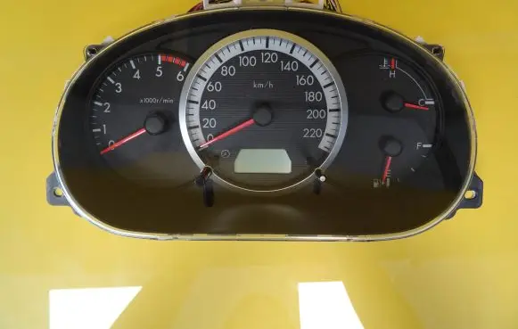 Mazda 5 Speedometer (instrument cluster) CGCC79D