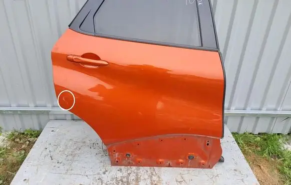 Renault Captur Rear door