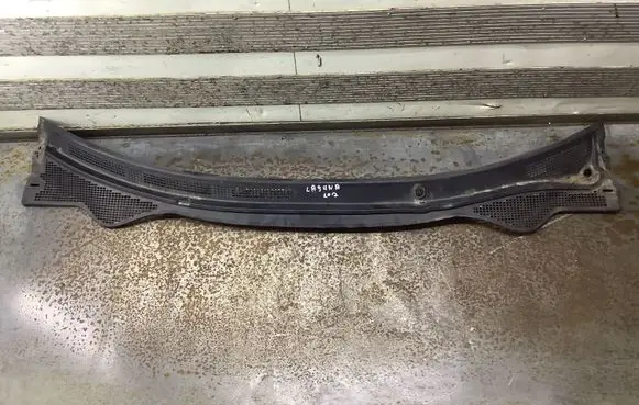 Renault Laguna III Wiper trim 668620001R