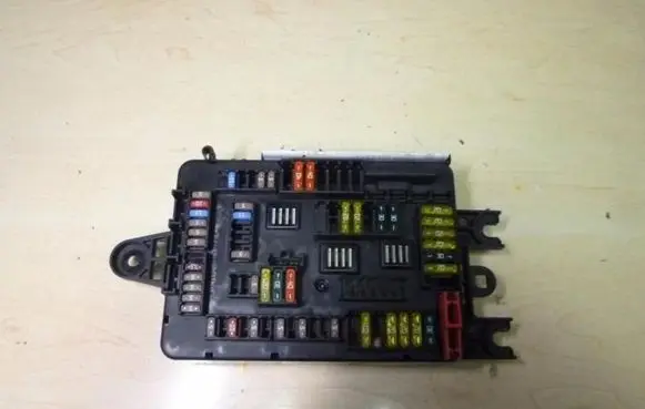 BMW 4 F32 F33 Fuse box set 9337880 K361