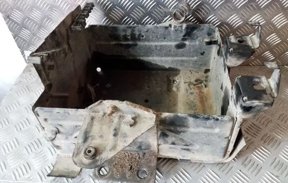 Opel Vivaro Battery box tray 
