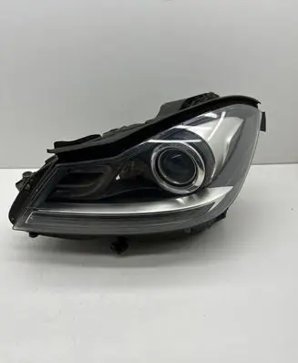 Mercedes-Benz C W204 Headlight/headlamp A2048204539