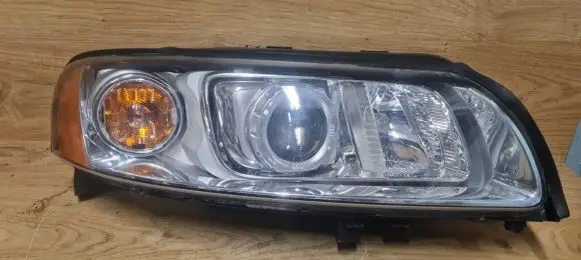 Volvo S60 Headlight/headlamp 30698571
