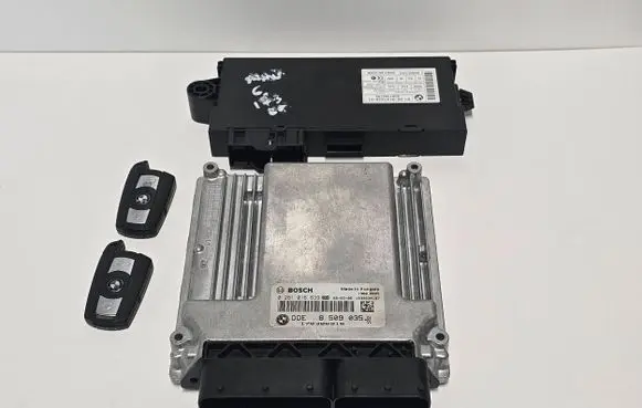 BMW 5 E60 E61 Engine control unit/module 0281016639 170386916 8509035