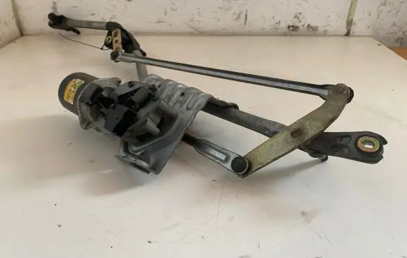 Renault Scenic II - Grand scenic II Front wiper linkage and motor 5353202 340188