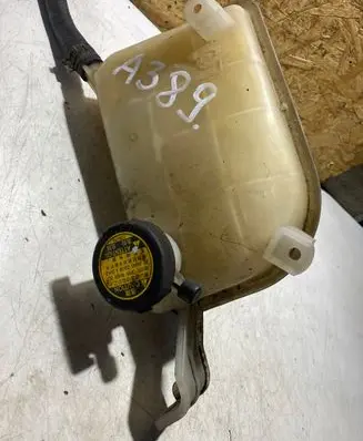 Toyota Prius (XW30) Coolant expansion tank/reservoir 16480-28080