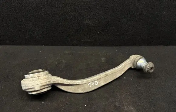 Mercedes-Benz C W205 Front control arm 20501RE