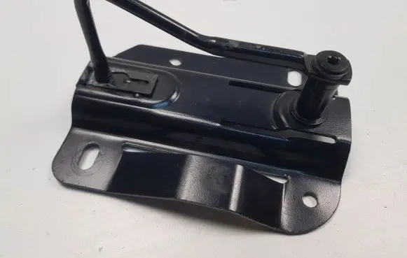 Audi A8 S8 D5 Engine bonnet/hood lock/catch 4N0823185B