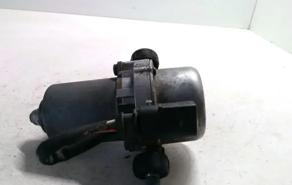Audi A6 S6 C5 4B Vacuum pump 8E0927317