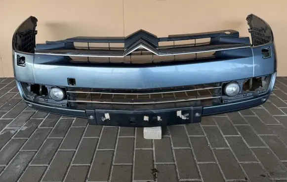 Citroen C6 Front bumper 9647030577
