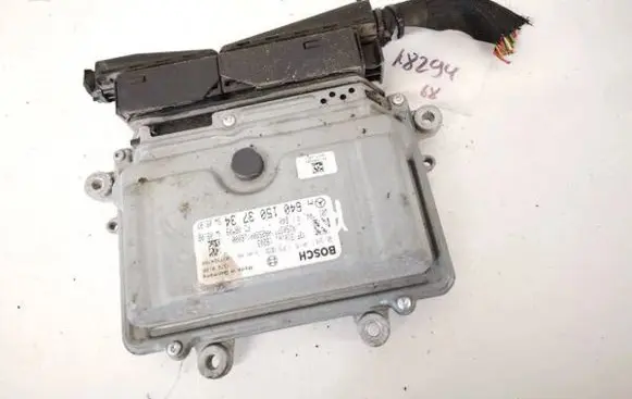 Mercedes-Benz A W169 Engine control unit/module a6401503734 0281015123