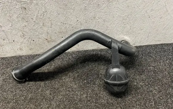 Audi A5 Intercooler hose/pipe 8W0145673AN