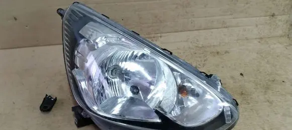 Mitsubishi Space Star Headlight/headlamp