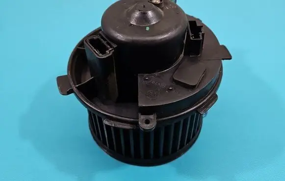 Heater fan/blower