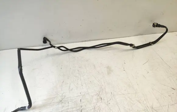 Volvo V60 Fuel line pipe 31321025