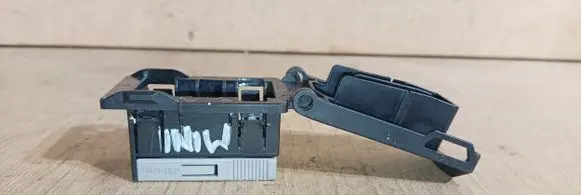 Mini One - Cooper R50 - 53 Panel trim OBD 6901665 9689182