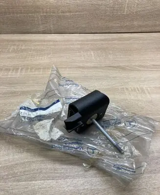 Mercedes-Benz E W210 Front bumper mounting bracket A2108801814