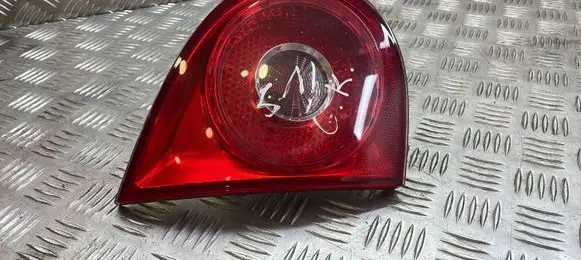 Volkswagen Golf V Tailgate rear/tail lights 1K6945093