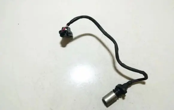 Volvo S80 Crankshaft position sensor 1275599 029600-0650