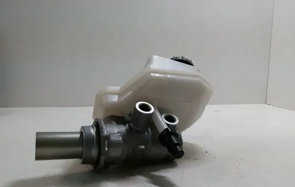 Land Rover Discovery Sport Master brake cylinder 03350885631
