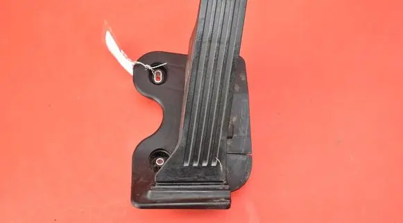 Mazda CX-5 Accelerator throttle pedal GHK3-41600-D